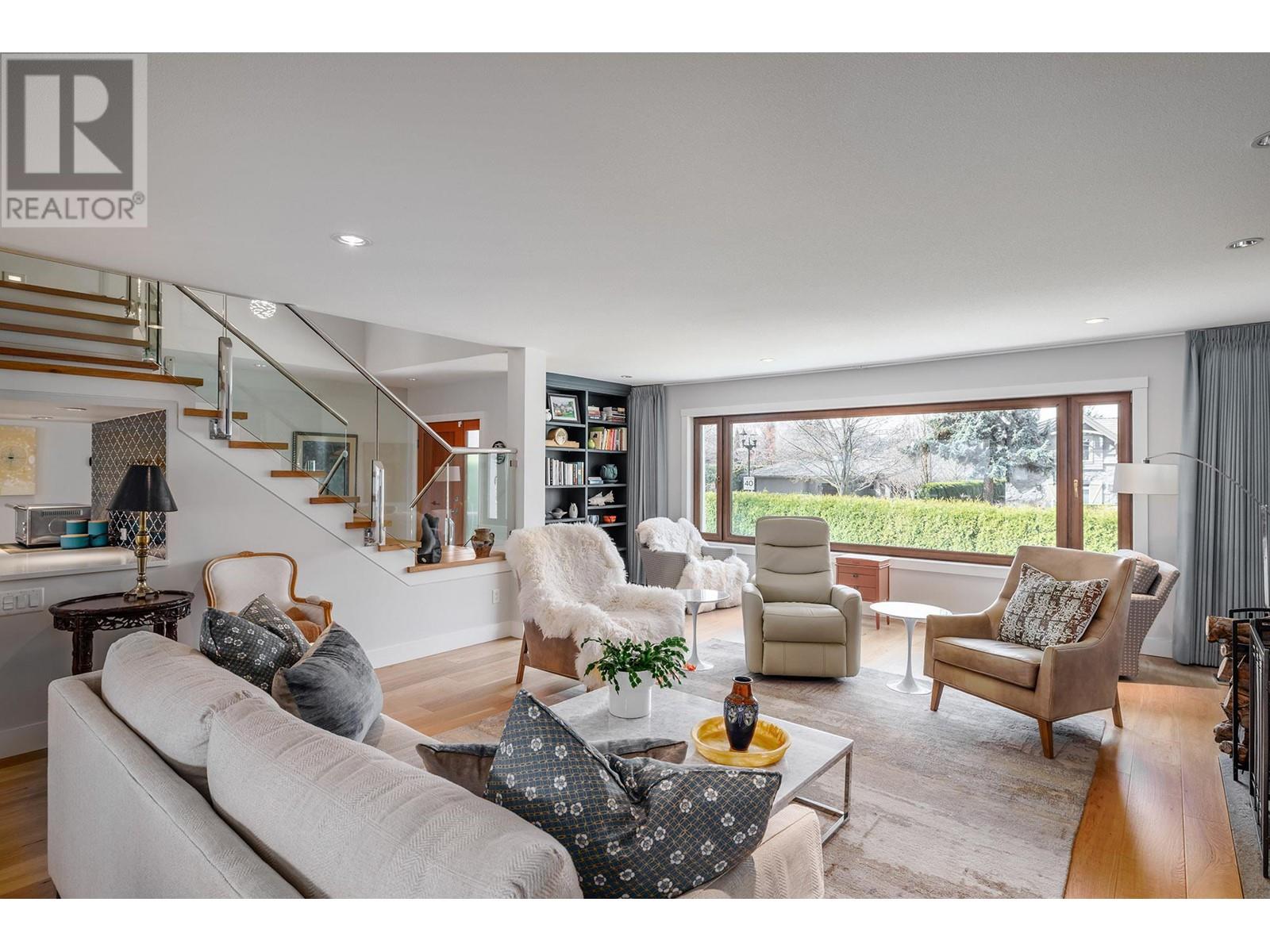  2175 Abbott Street, Kelowna