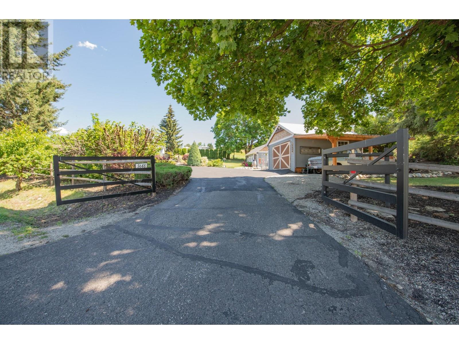 5648 Learmouth Road, Coldstream