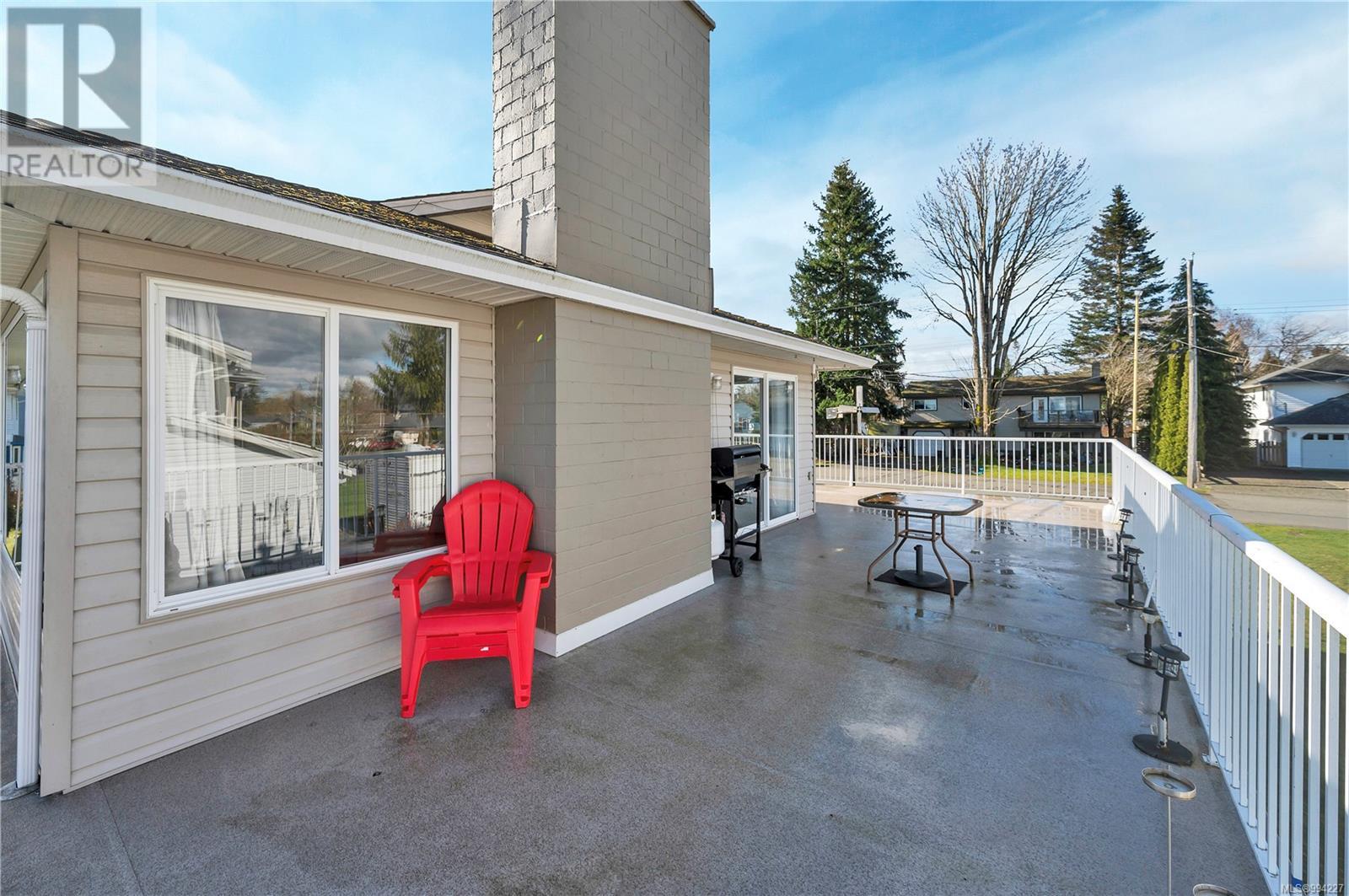 2095 Dalton Rd, Campbell River