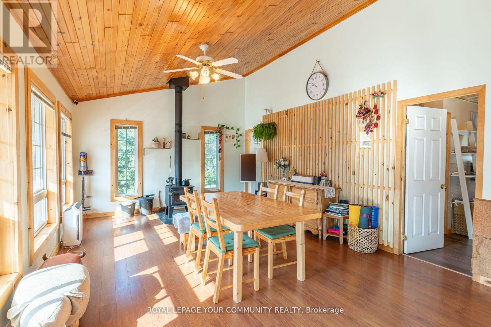 Photo 5 of 3895 Loop Road, Dysart Et Al ON