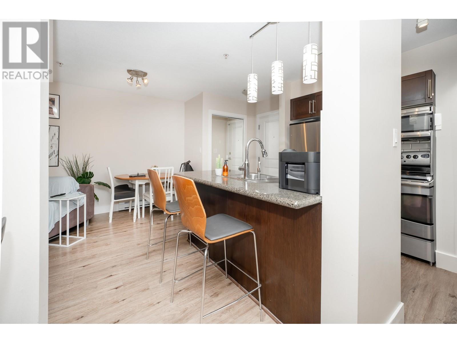110 2468 ATKINS AVENUE, Port Coquitlam real estate listing R2985918