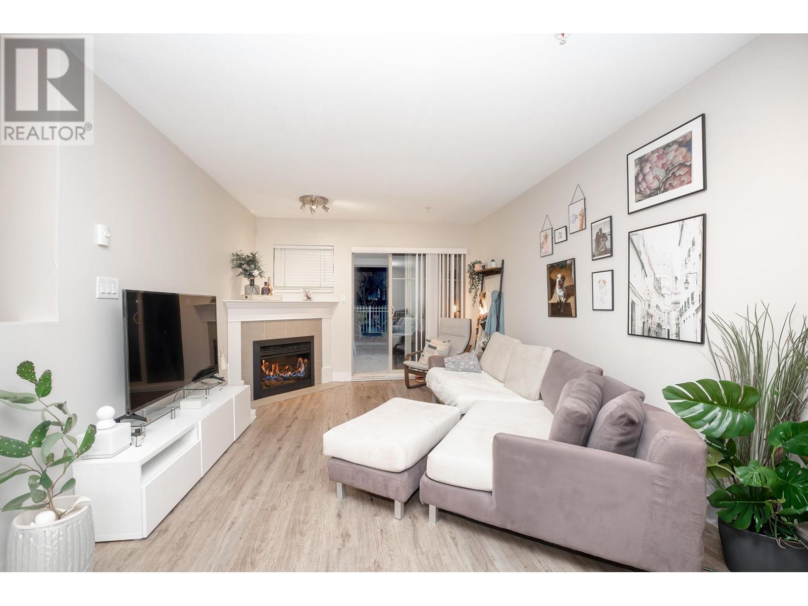 110 2468 ATKINS AVENUE, Port Coquitlam real estate listing R2985918