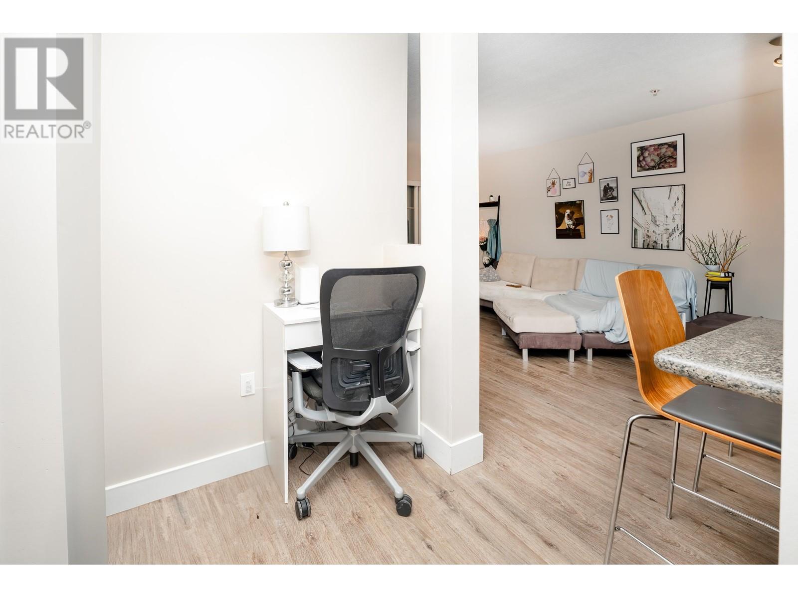 110 2468 ATKINS AVENUE, Port Coquitlam real estate listing R2985918