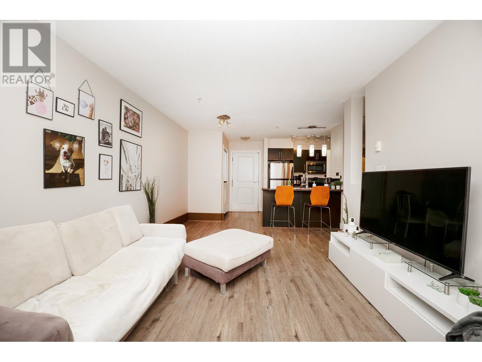 110 2468 ATKINS AVENUE, Port Coquitlam real estate listing R2985918