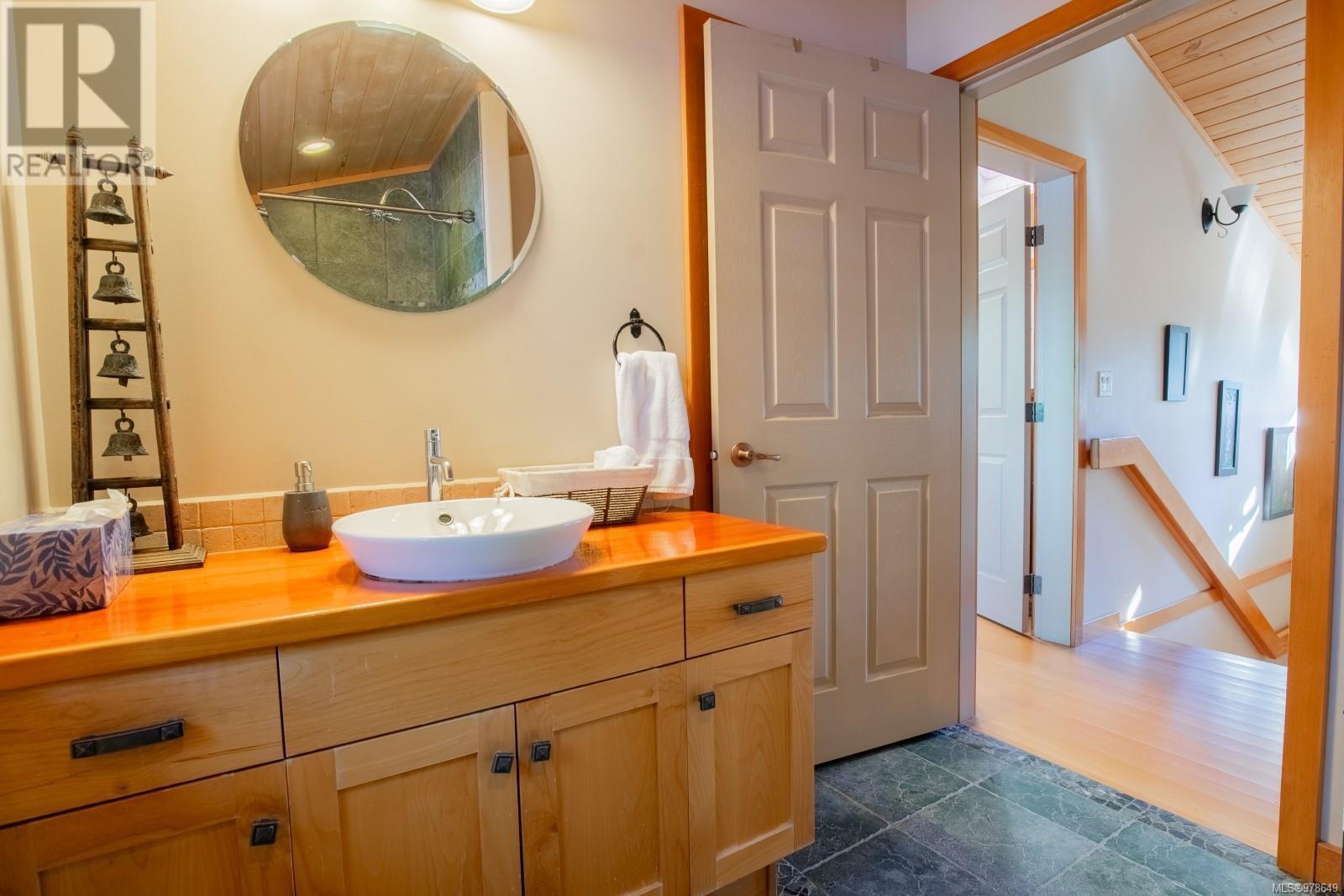 1027 Jensens Bay Rd, Tofino