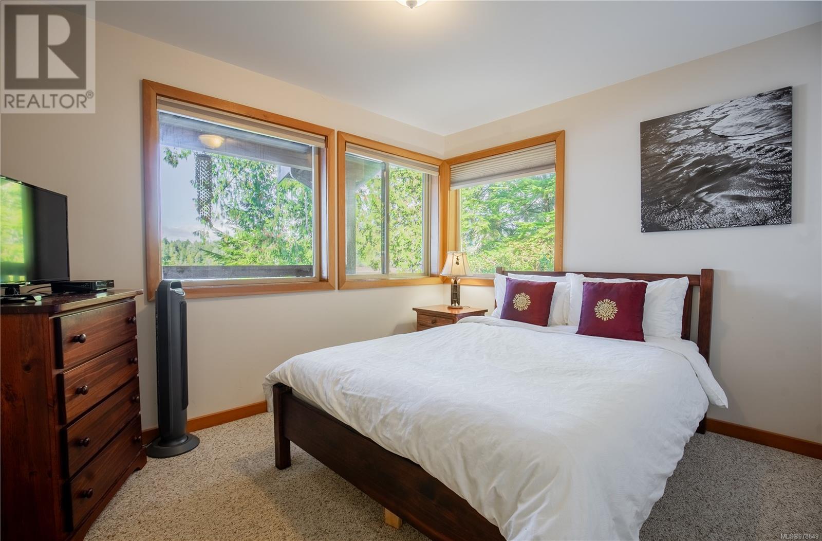 1027 Jensens Bay Rd, Tofino