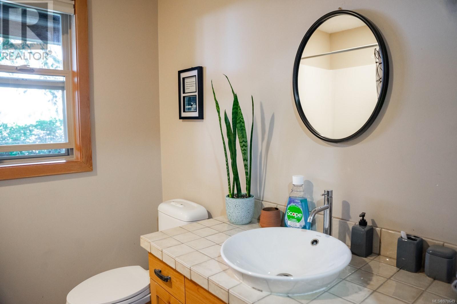1027 Jensens Bay Rd, Tofino