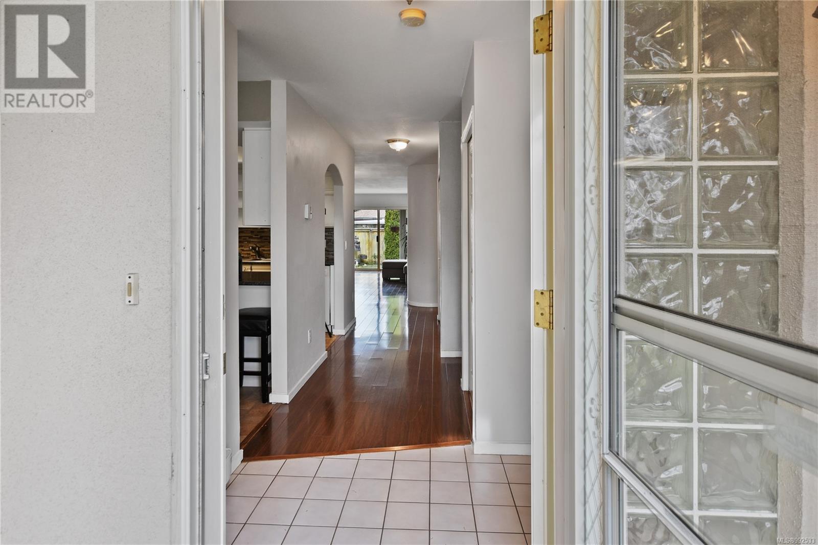 9 310 Pym St, Parksville real estate listing 992533