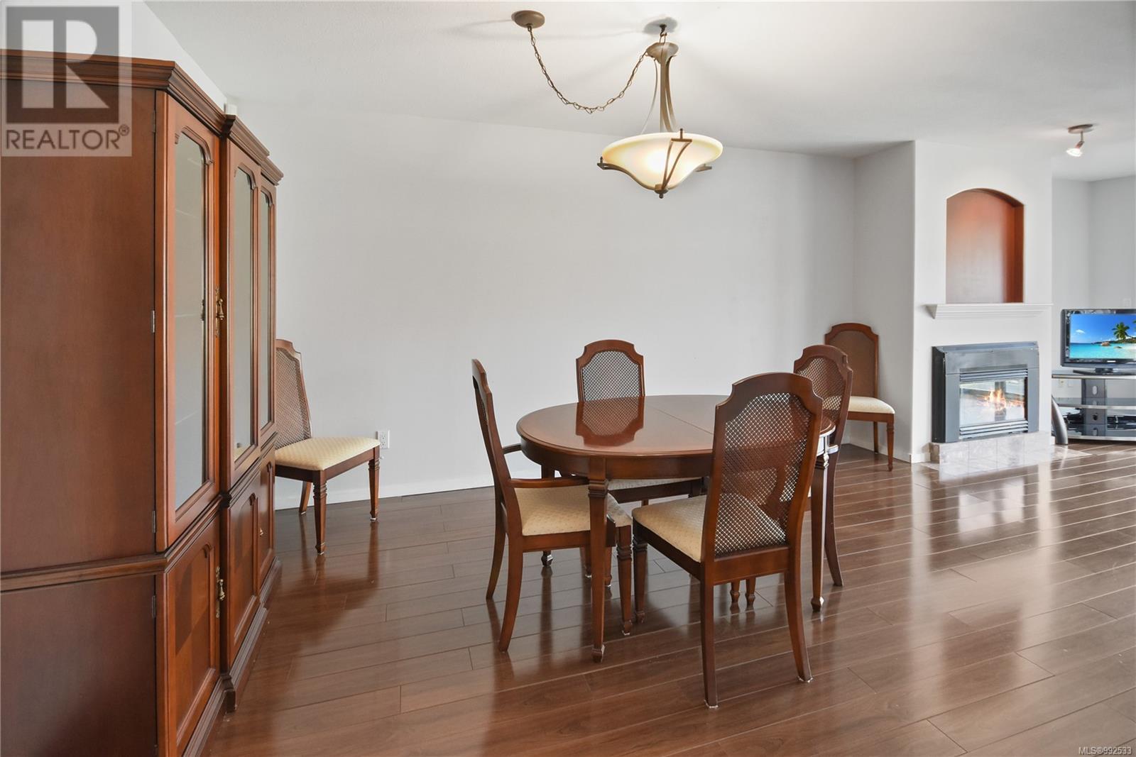 9 310 Pym St, Parksville real estate listing 992533