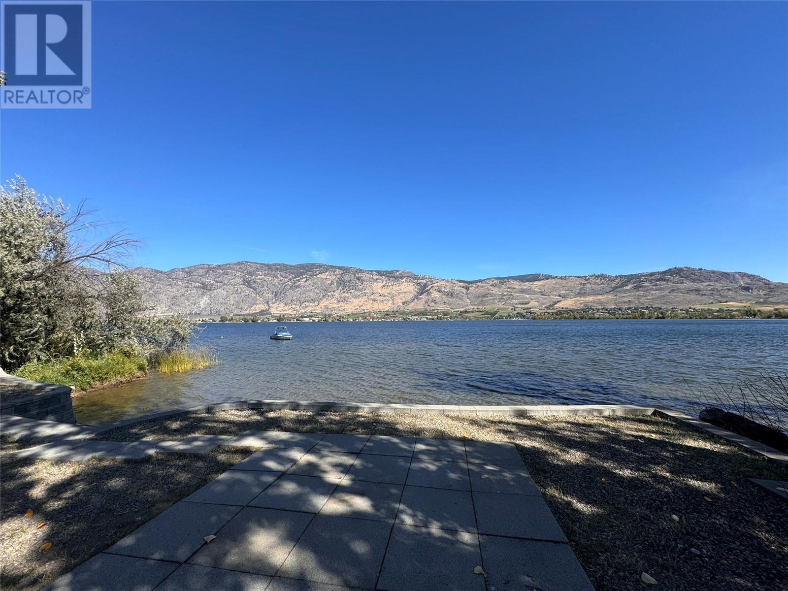 4025 Oleander Drive, Osoyoos