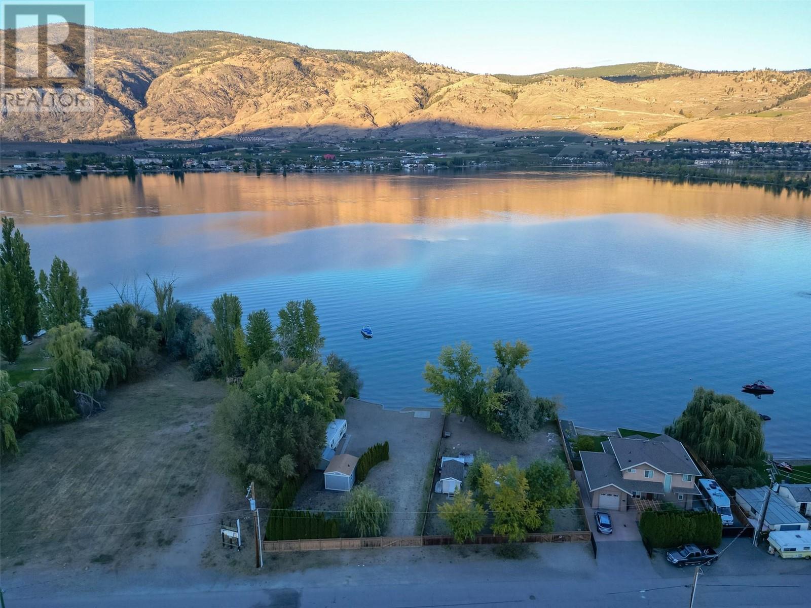 4025 Oleander Drive, Osoyoos