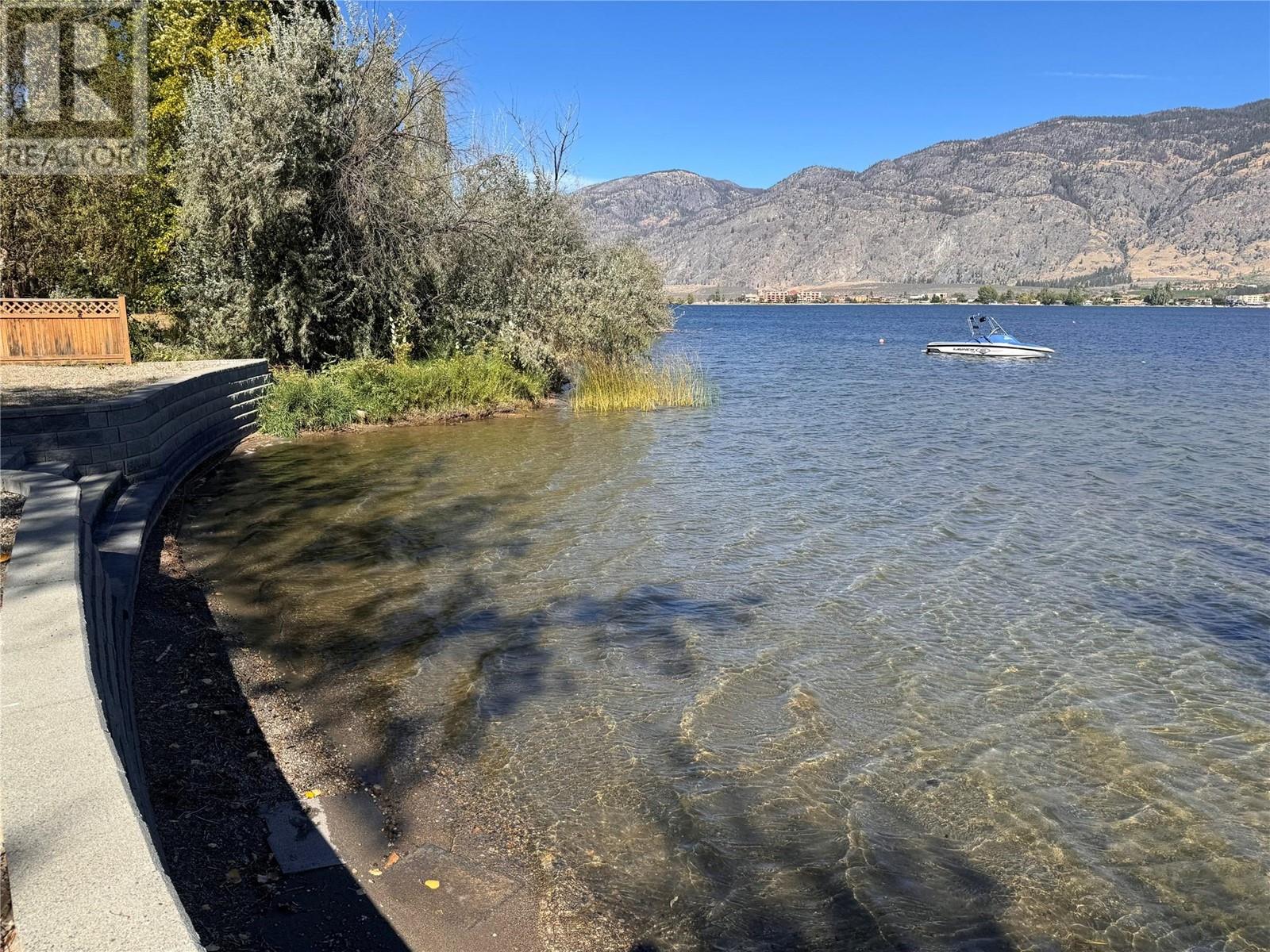 4025 Oleander Drive, Osoyoos
