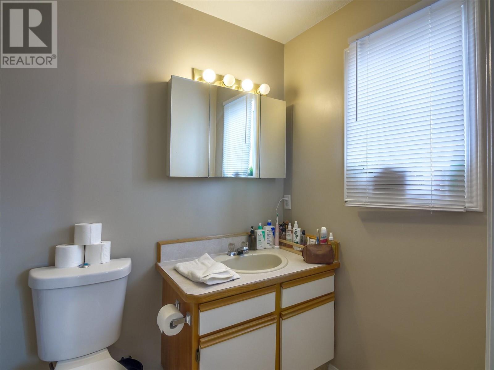 197 Roy Avenue, Penticton