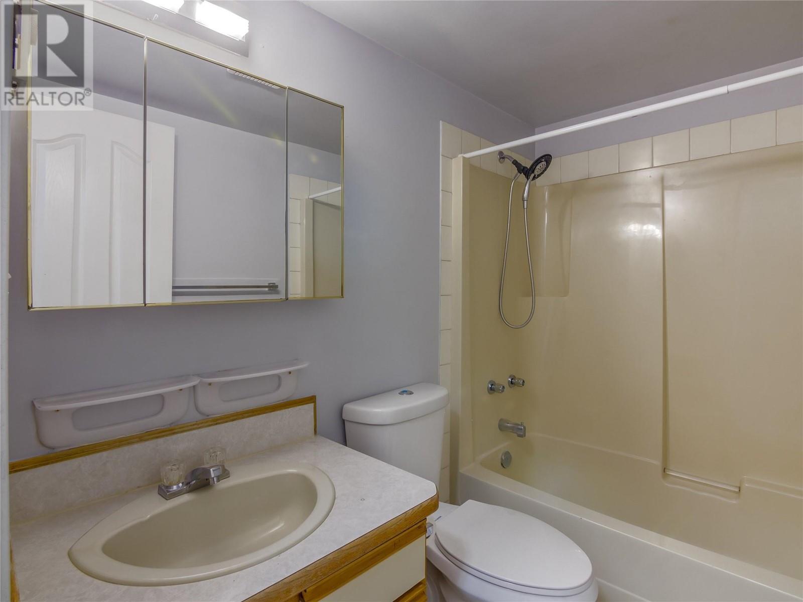  197 Roy Avenue, Penticton