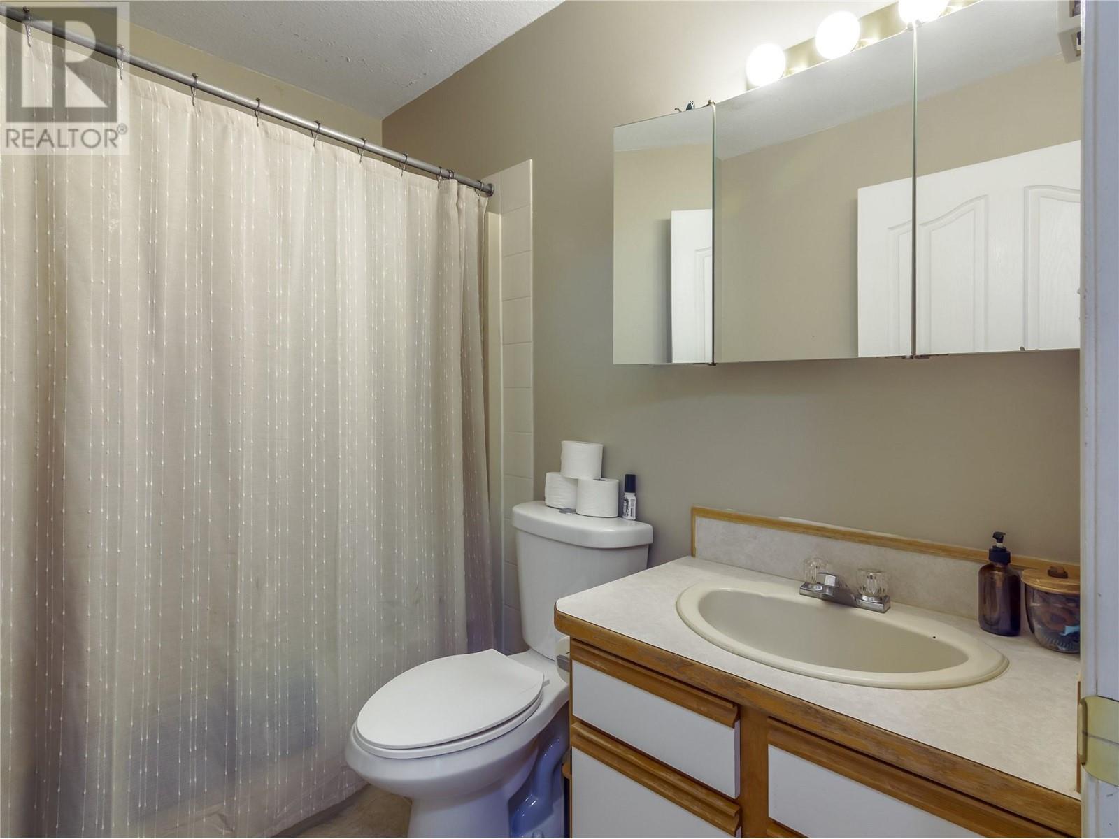  197 Roy Avenue, Penticton