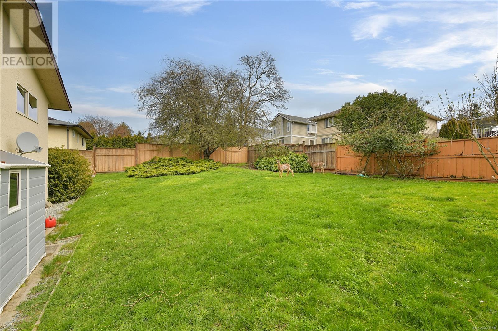  4387 Torrington Place, Saanich