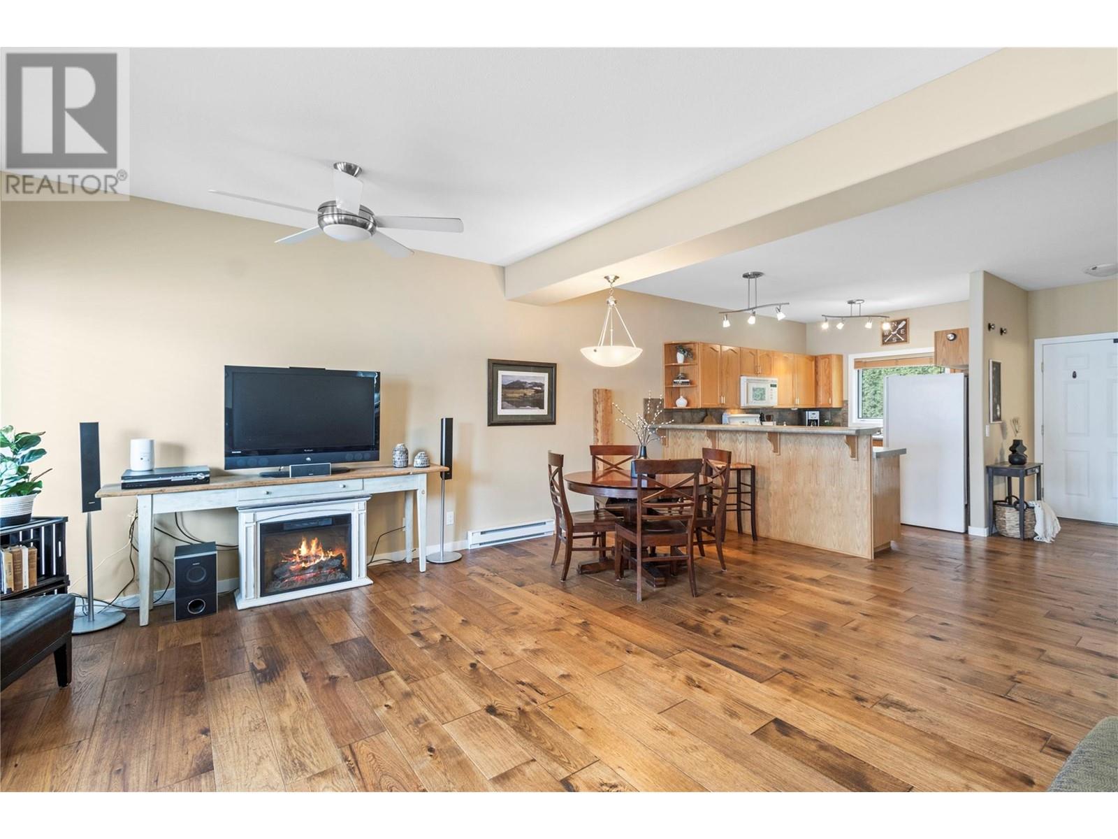 Photo 18 of 3935 Eagle Bay Road Unit 3, Eagle Bay BC