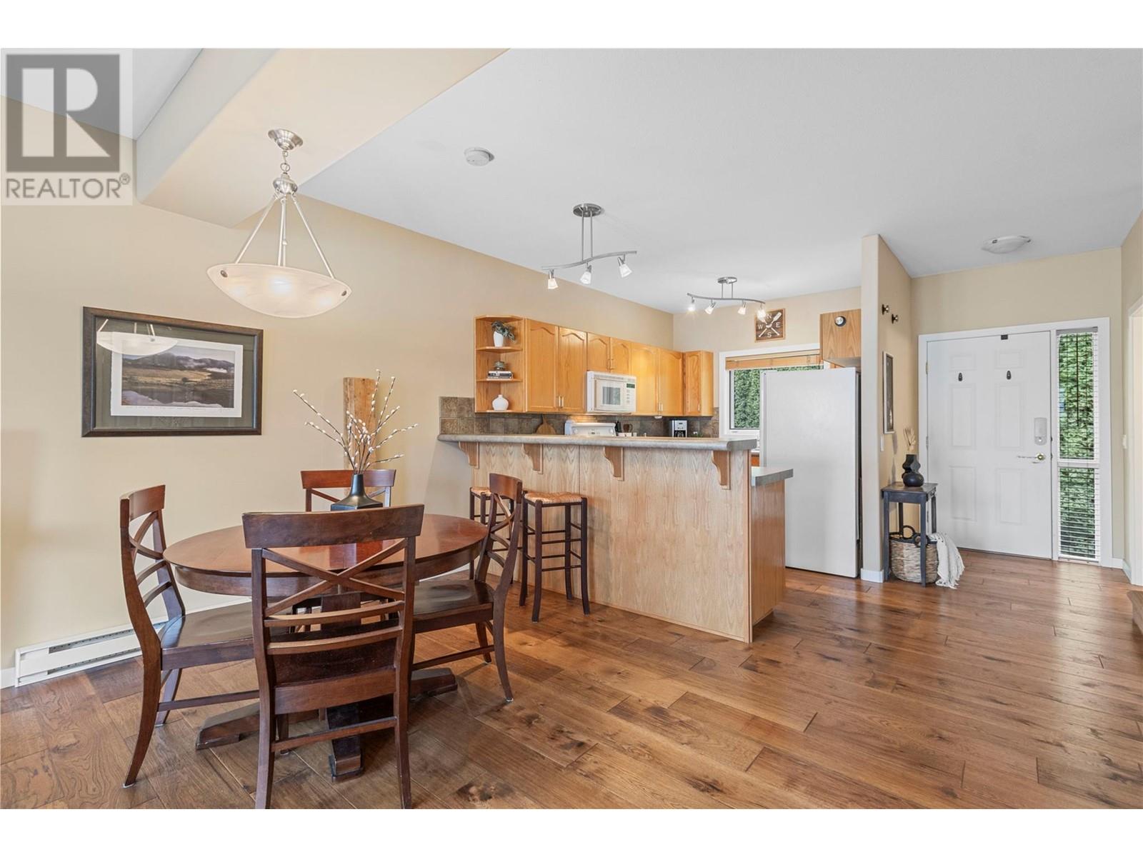 Photo 9 of 3935 Eagle Bay Road Unit 3, Eagle Bay BC