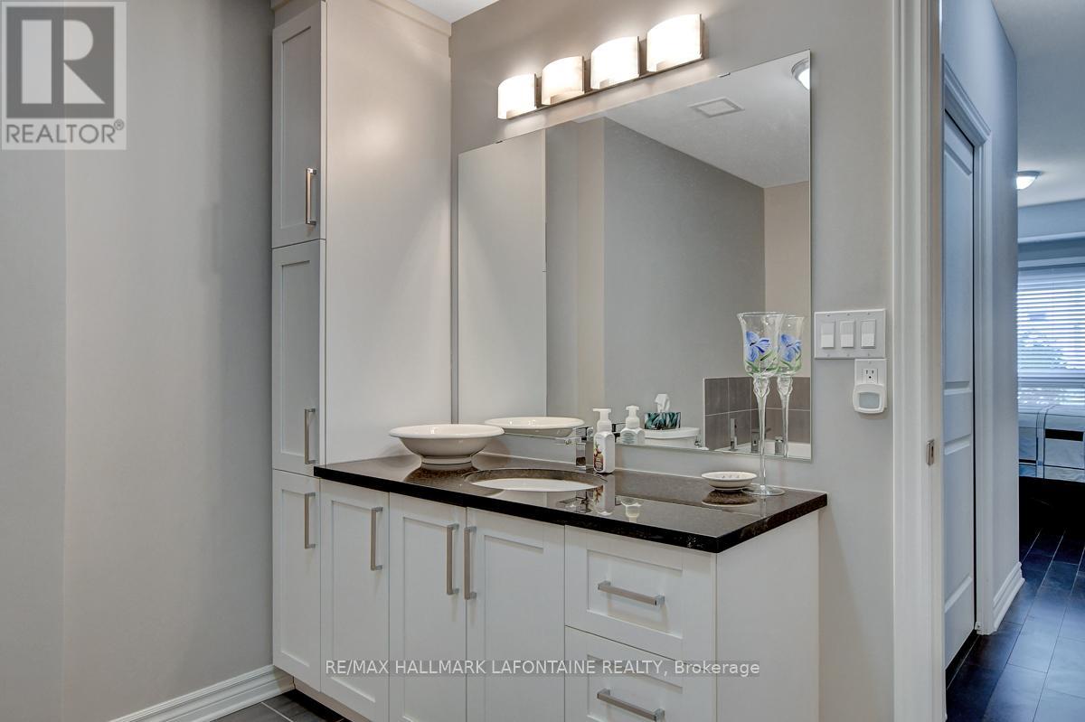 Photo 25 of 114 120 Prestige Circle, Ottawa ON