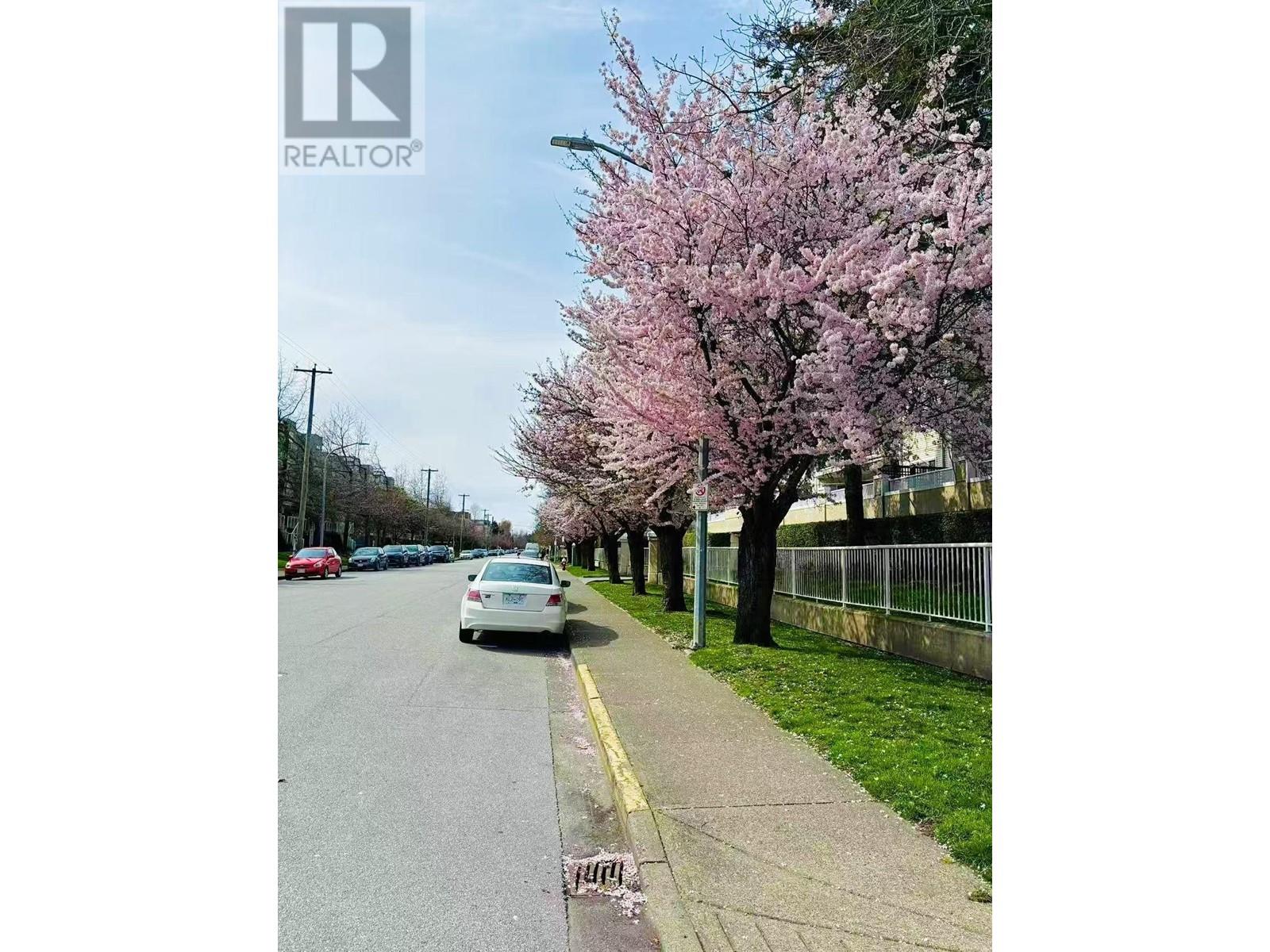 #18-8711 JONES Road, Richmond