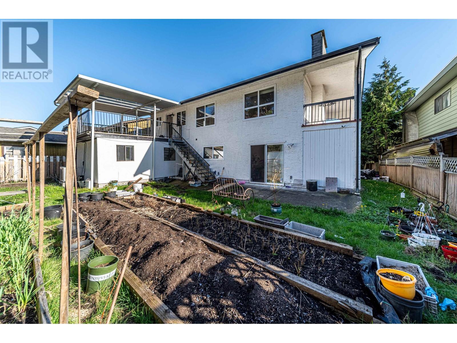 Photo 18 of 10571 Bissett Drive, Richmond BC