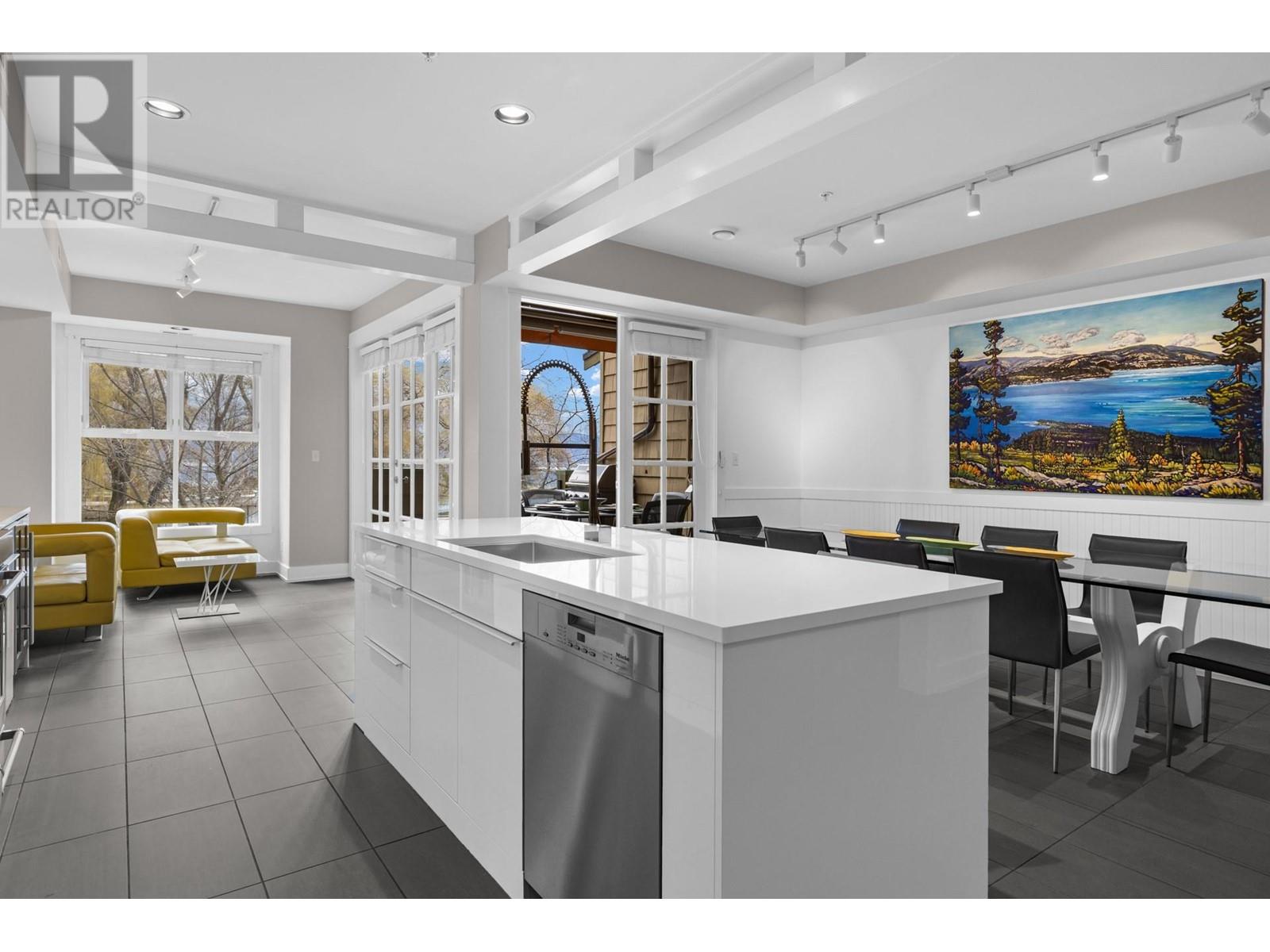 523 3880 Truswell Road, Kelowna