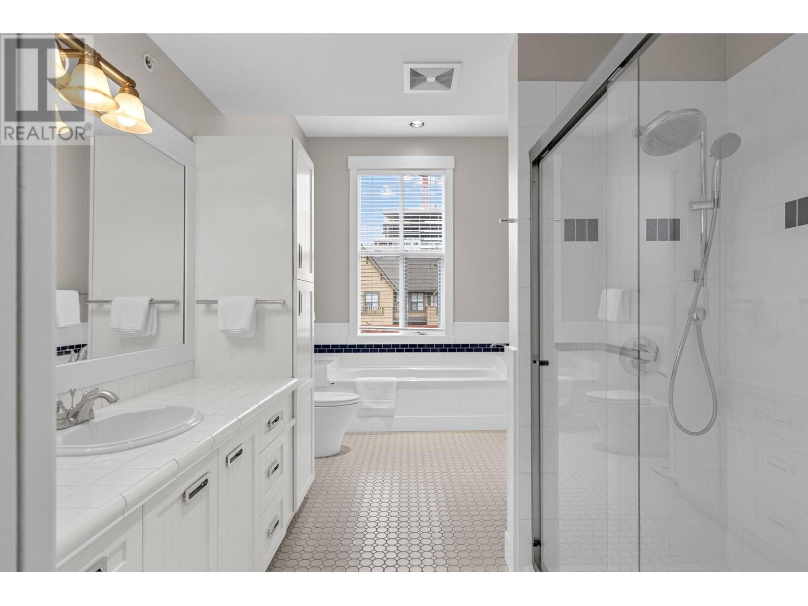 523 3880 Truswell Road, Kelowna