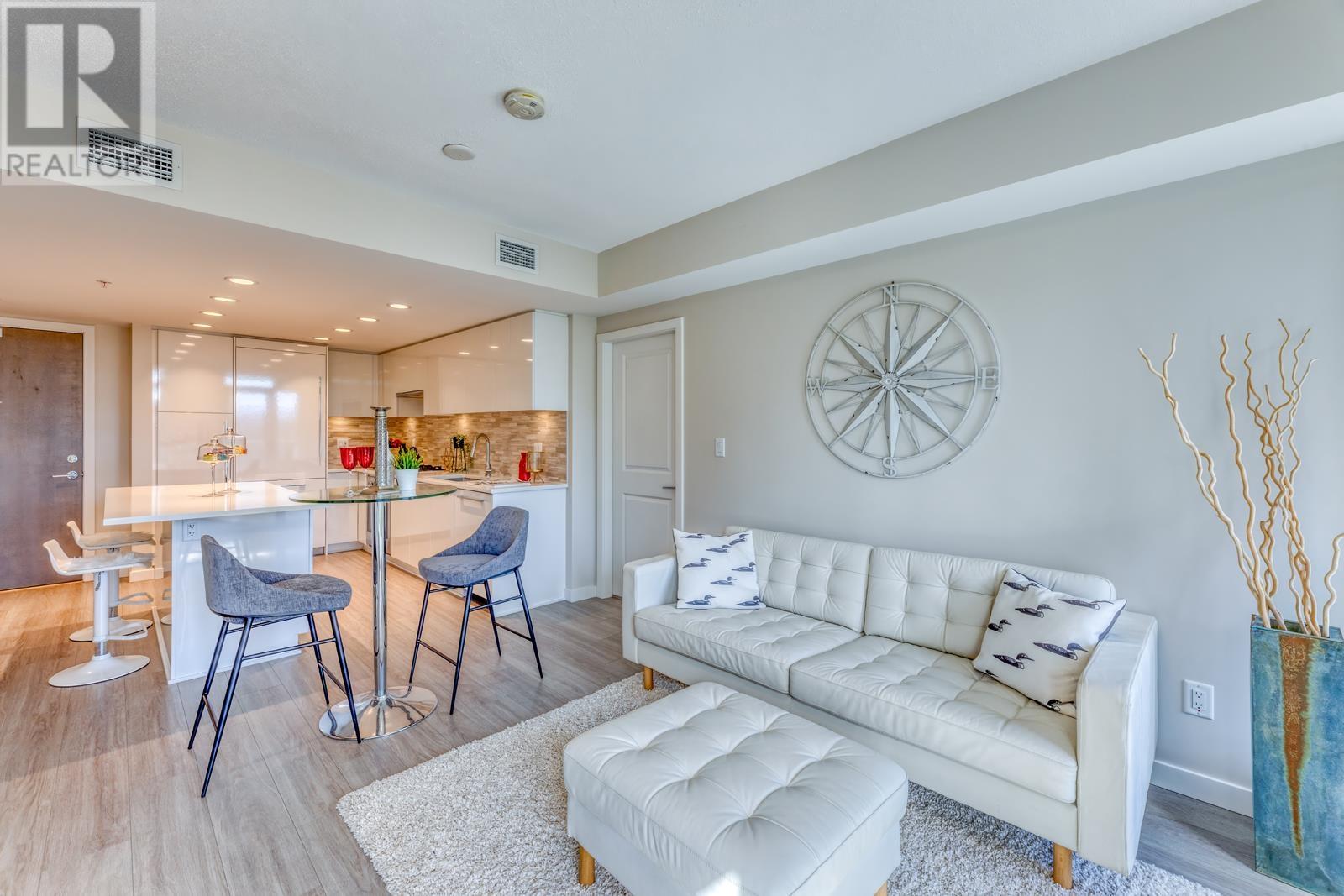 1004 1182 WESTWOOD STREET, Coquitlam real estate listing R2977008