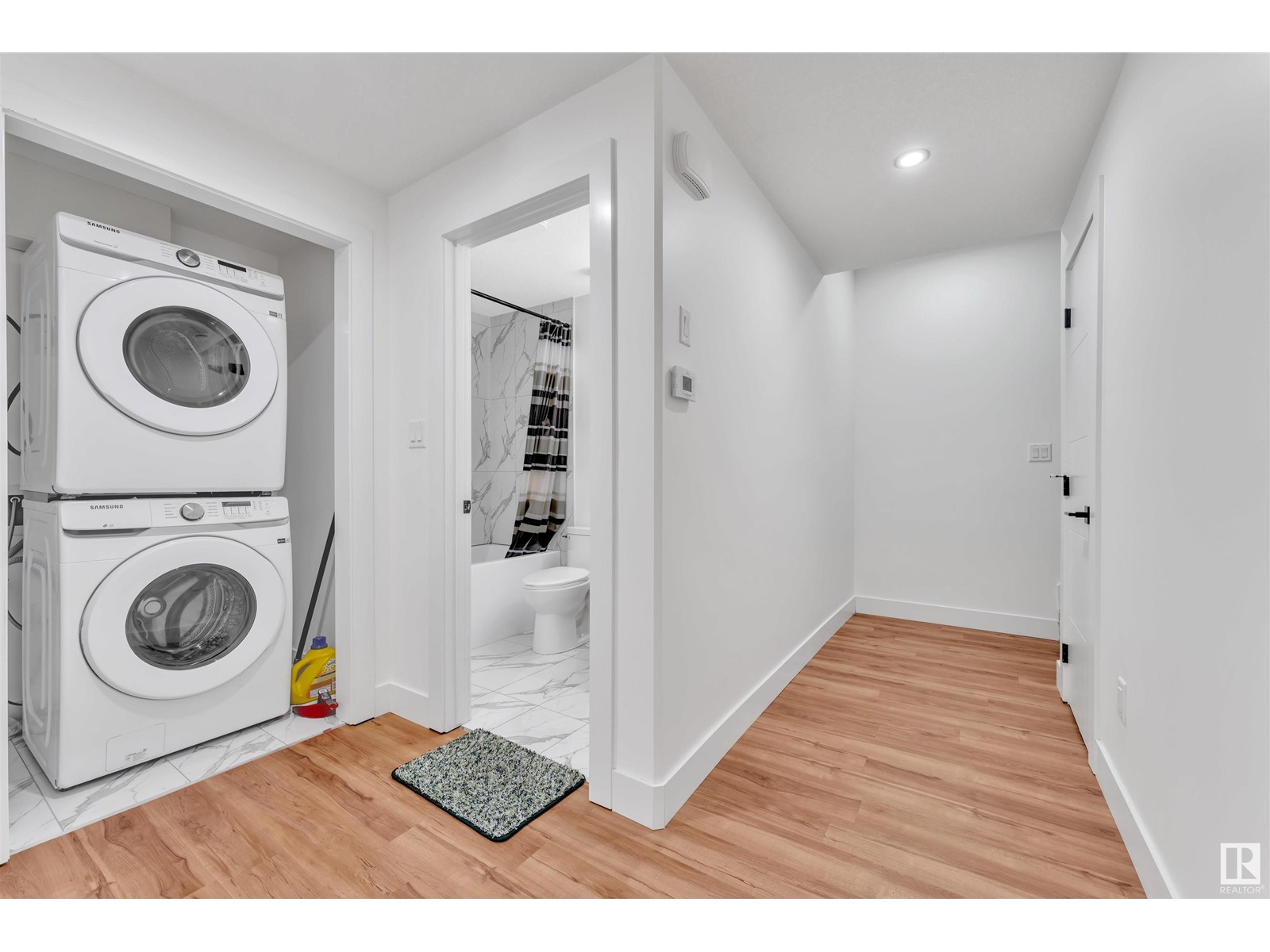 1922 ADAMSON TC SW, Edmonton