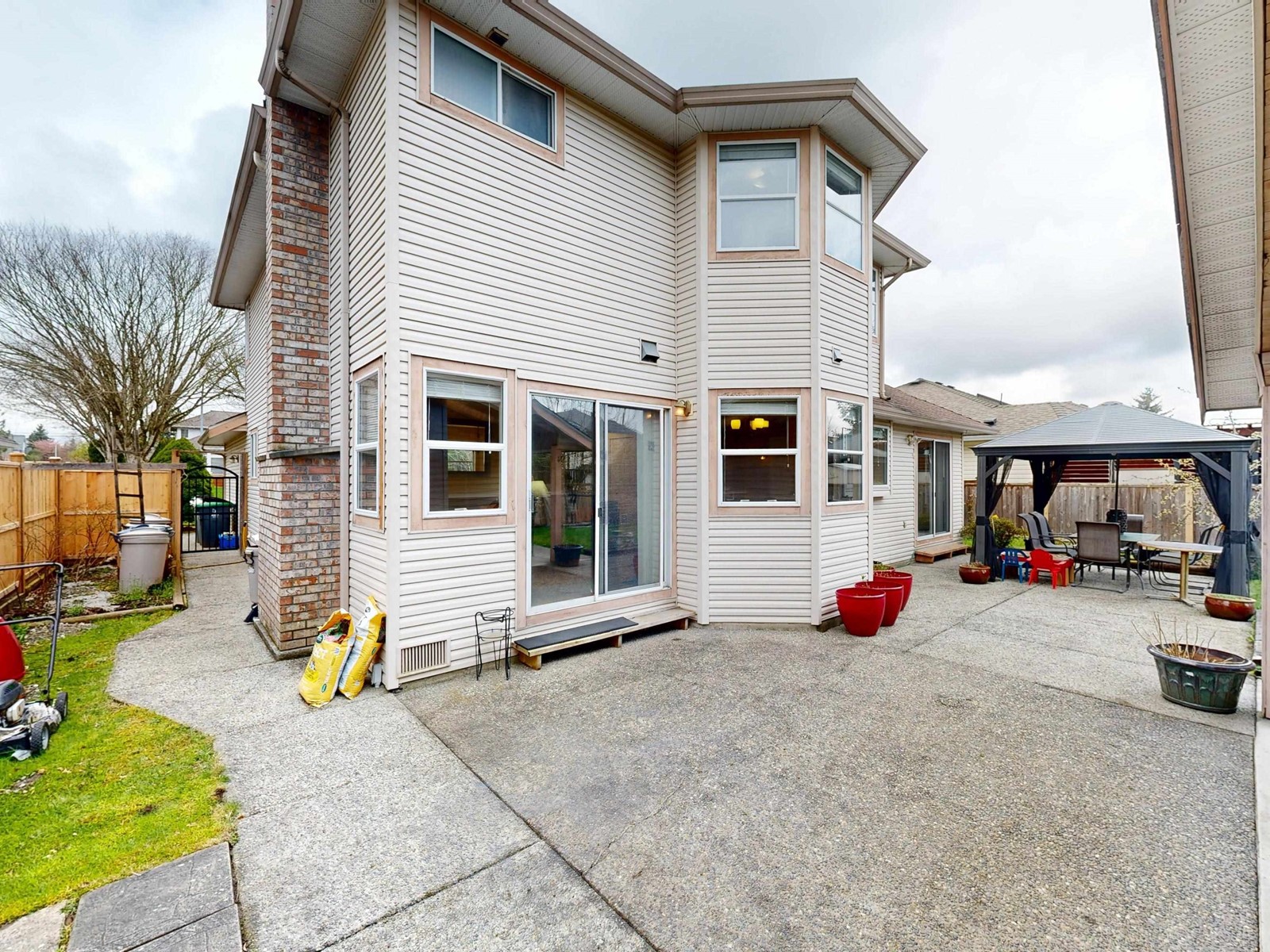 Photo 34 of 8514 164 A Street, Surrey BC