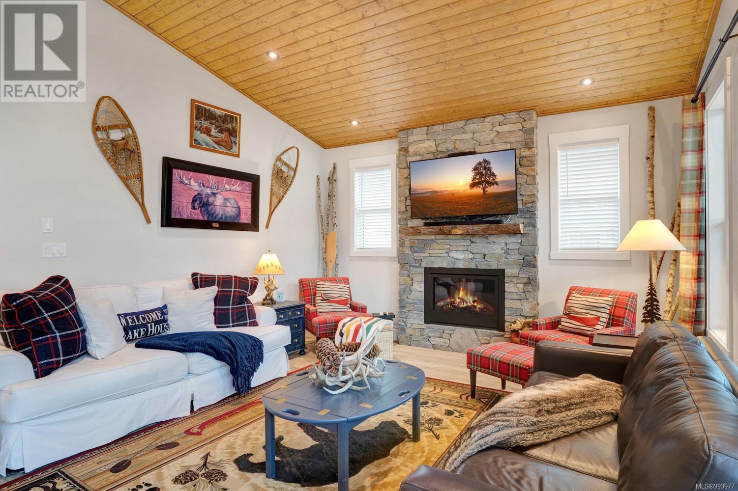 9388 Lakefront Rise, Lake Cowichan