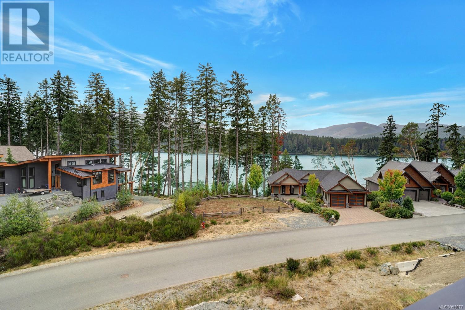 9388 Lakefront Rise, Lake Cowichan