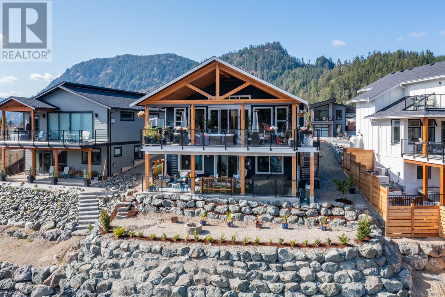 9388 Lakefront Rise, Lake Cowichan