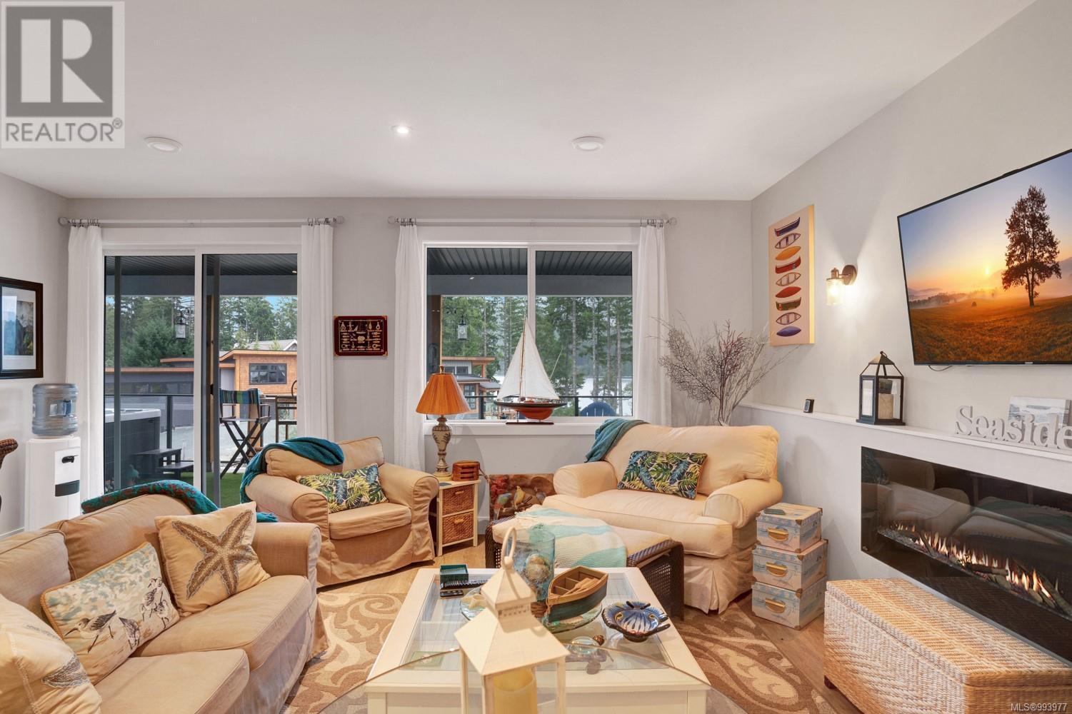 9388 Lakefront Rise, Lake Cowichan