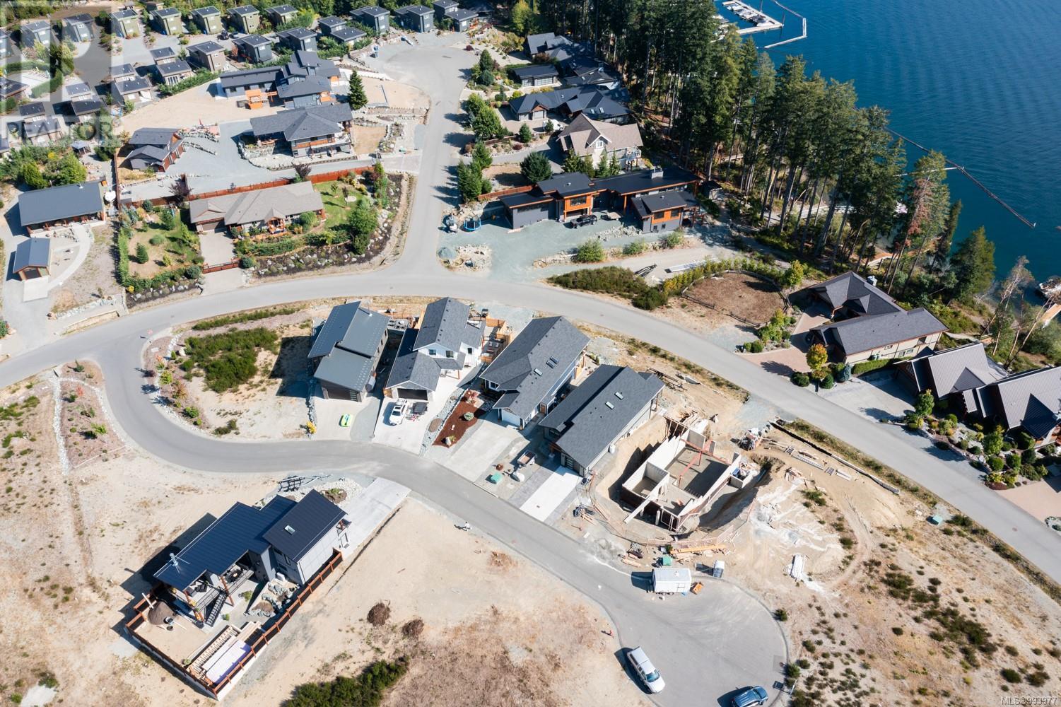 9388 Lakefront Rise, Lake Cowichan