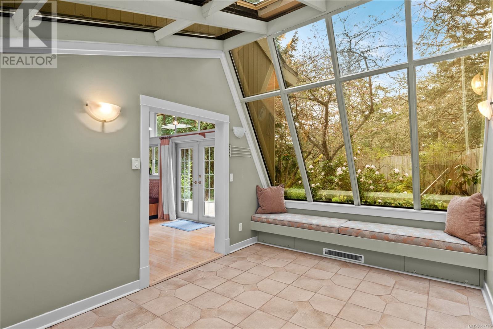  2801 Arbutus Road, Saanich