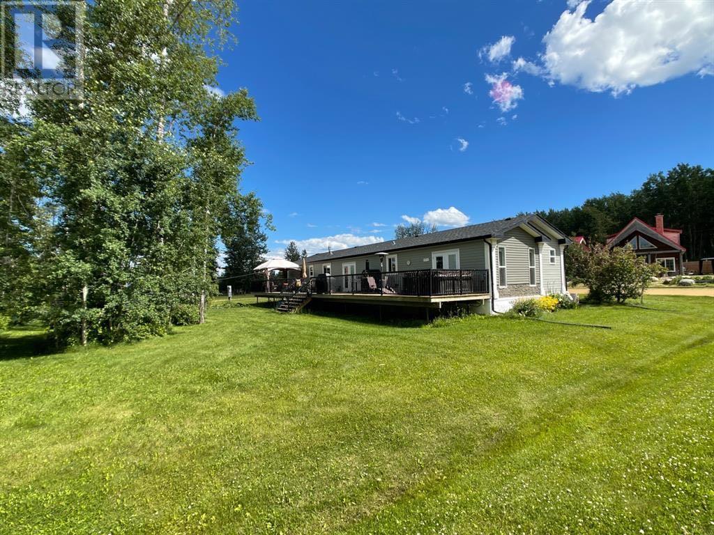 #52, 160 Peace River Avenue - Photo 3 of 22, Joussard, Alberta