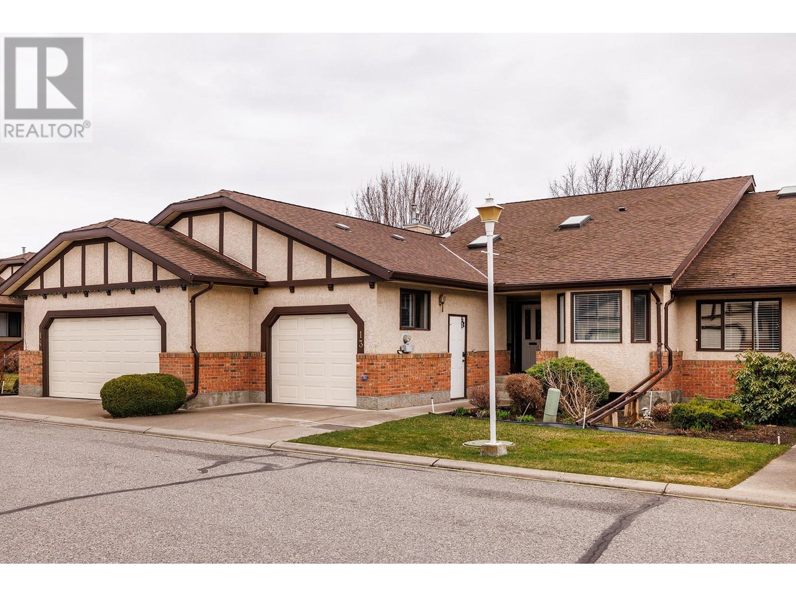 13 2200 Gordon Drive, Kelowna