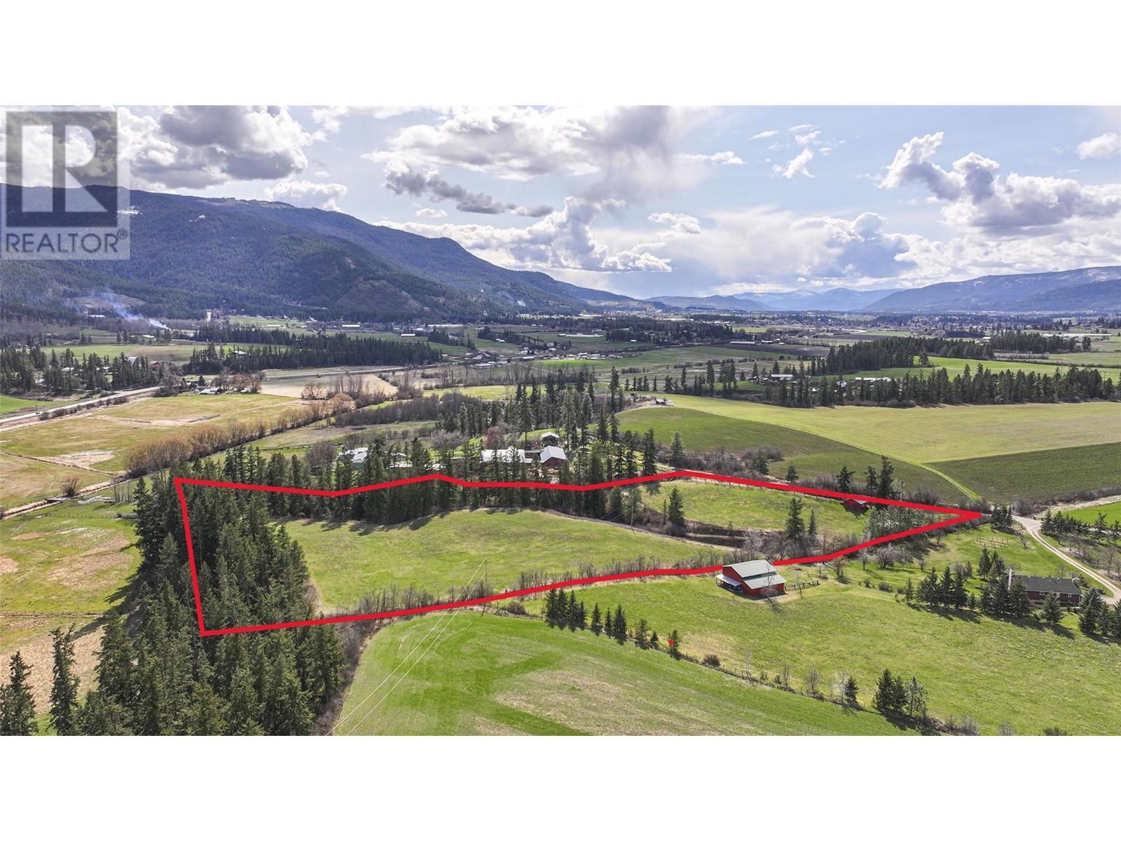  4511 Marshall Road, Spallumcheen