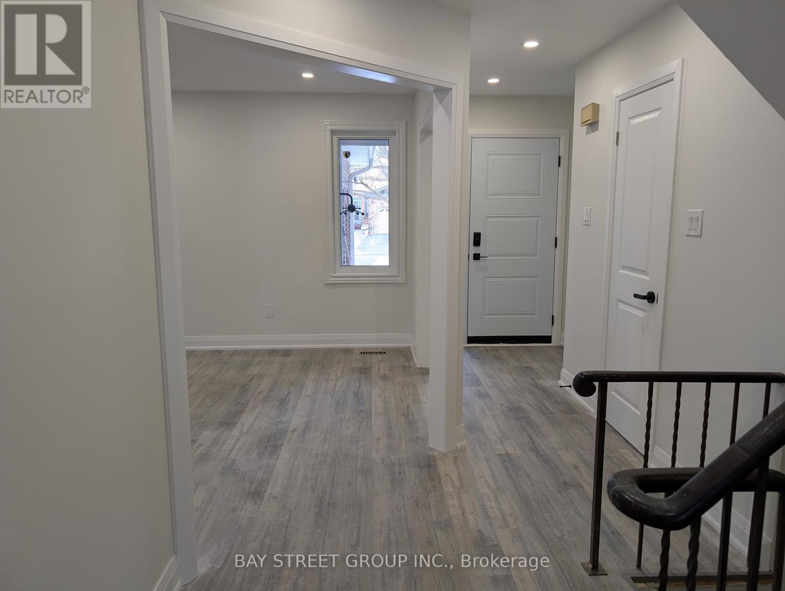 Photo 6 of 44 Lilac Avenue, Markham ON