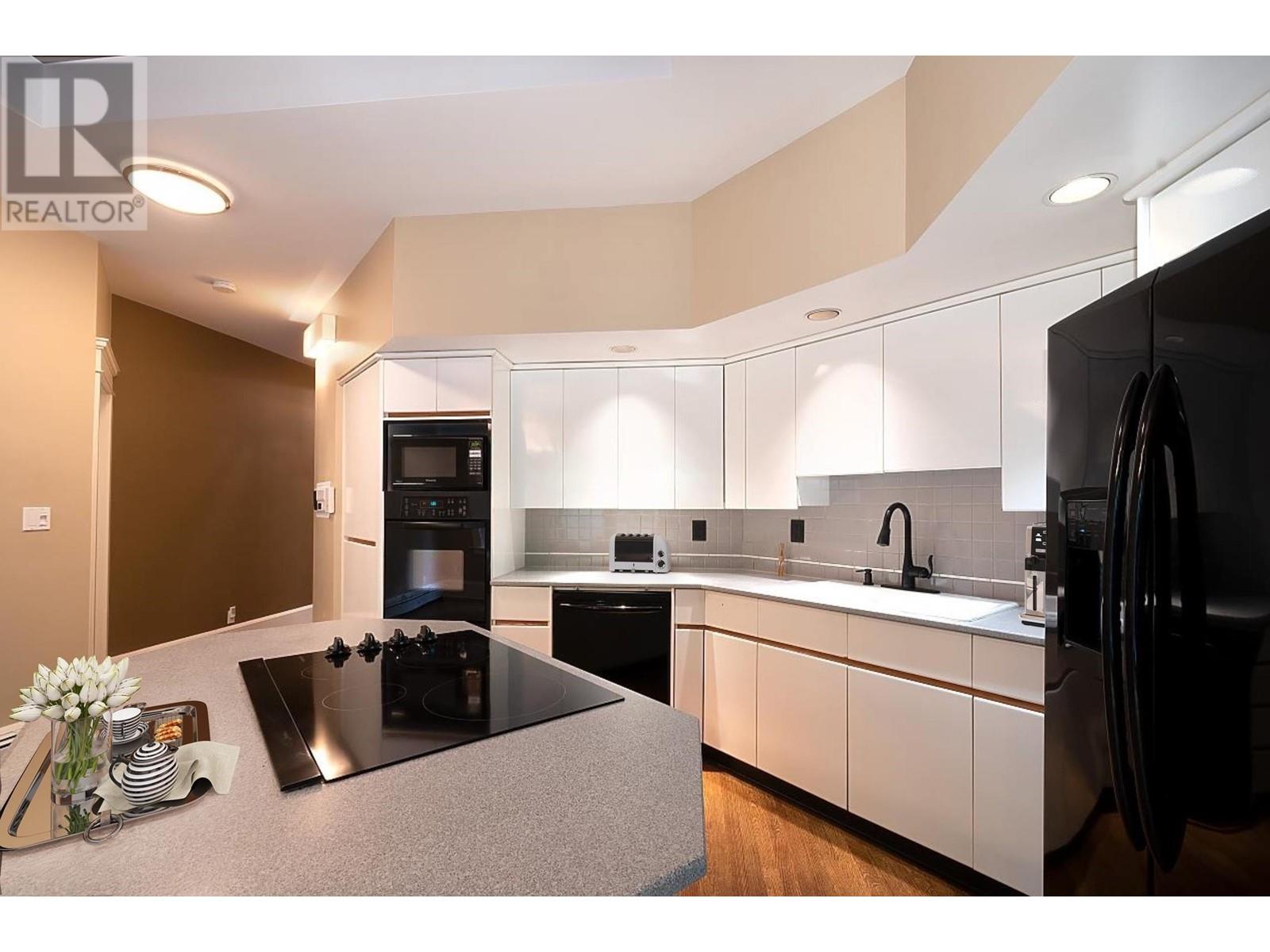 Photo 5 of 1576 Angus Drive, Vancouver BC