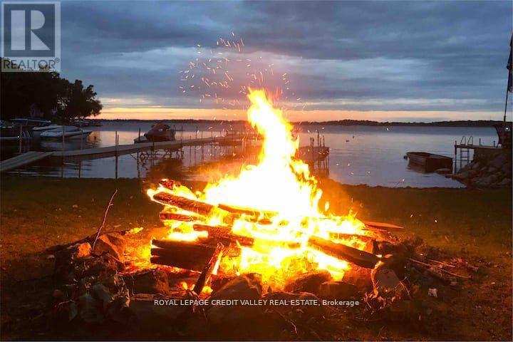 230 ROBINS POINT ROAD - 22