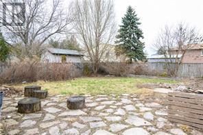 Photo 45 of 48 Larchwood Circle, Welland ON