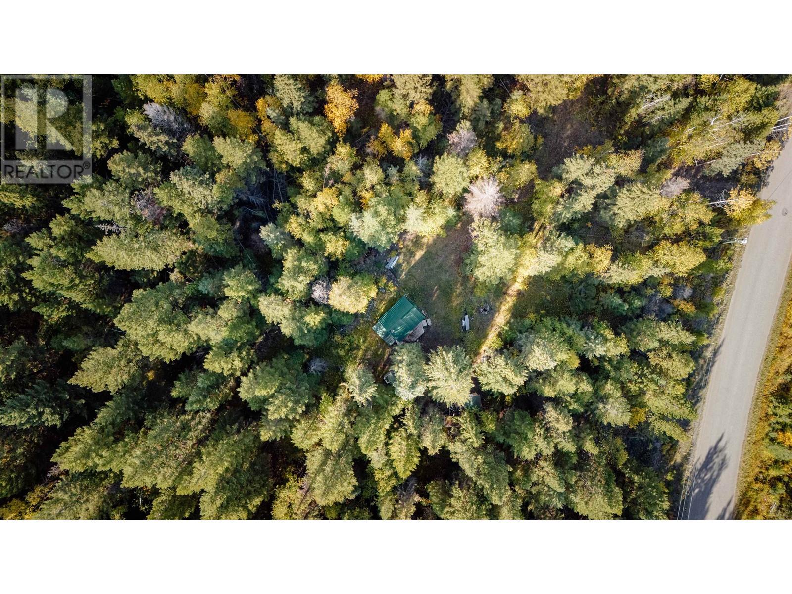 5441 TIMOTHY LAKE ROAD, Lac La Hache