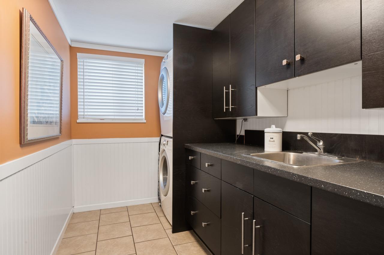 835 STEVENS STREET, White Rock real estate listing R2984946