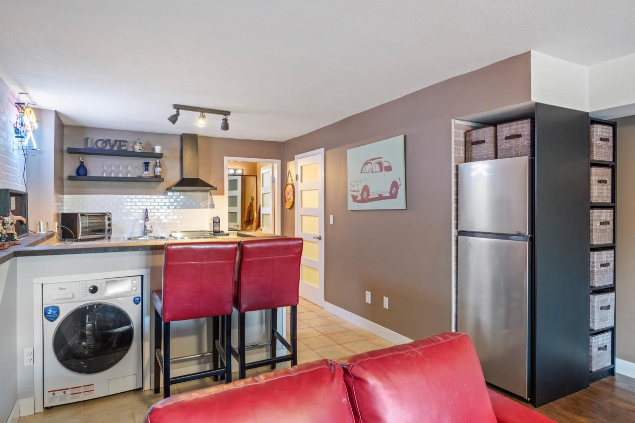 835 STEVENS STREET, White Rock real estate listing R2984946