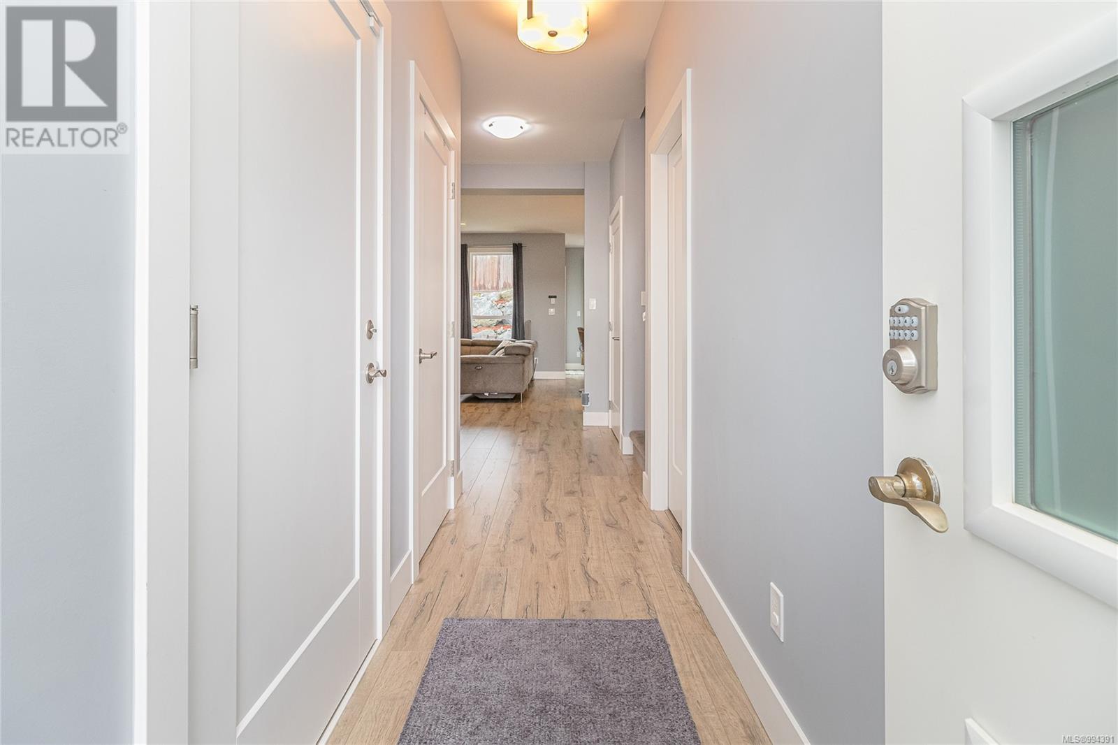 Photo 4 of 2178 Winfield Dr, Sooke BC