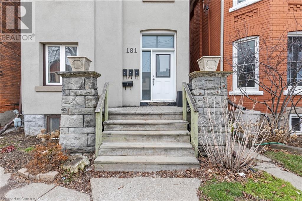 Photo 3 of 181 West Avenue N, Hamilton ON