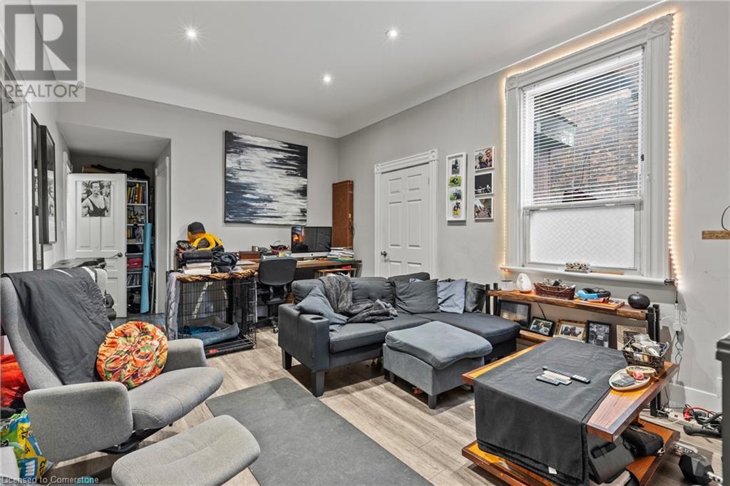Photo 28 of 181 West Avenue N, Hamilton ON