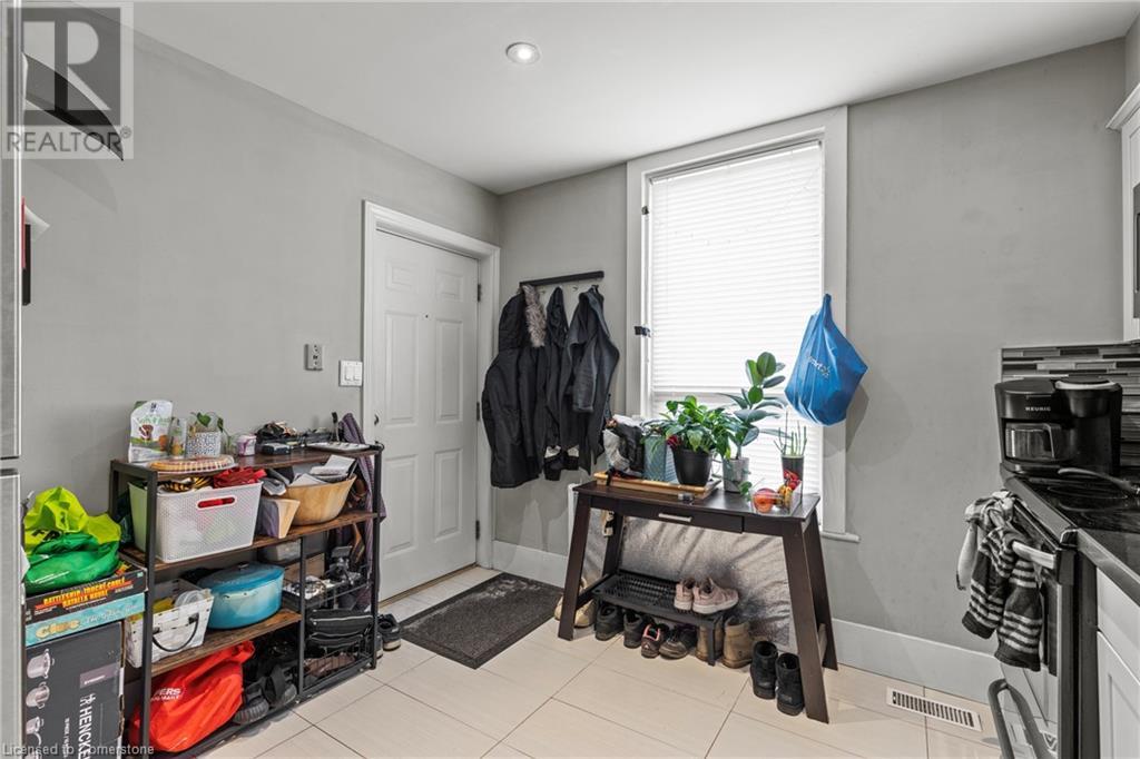 Photo 23 of 181 West Avenue N, Hamilton ON
